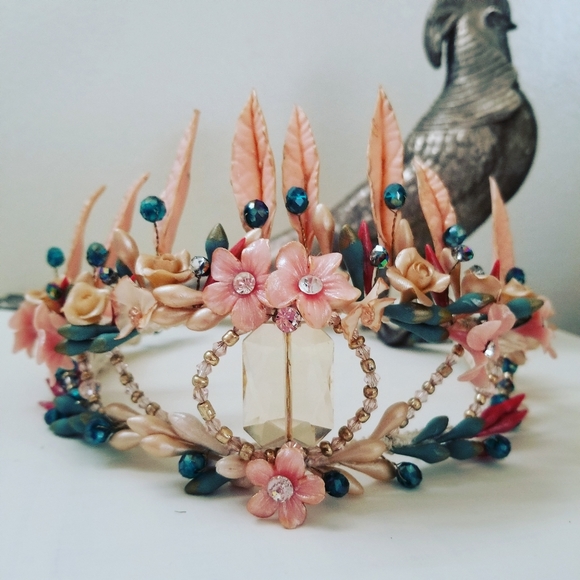 Accessories - Handmade crown.